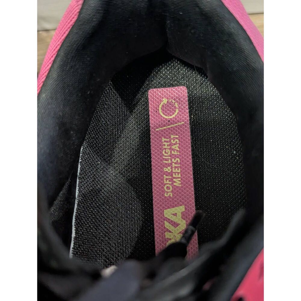 Hoka One One Rincon 3 Women’s 8.5 Pink Black Strawberry Raspberry EUC - Picture 7 of 10